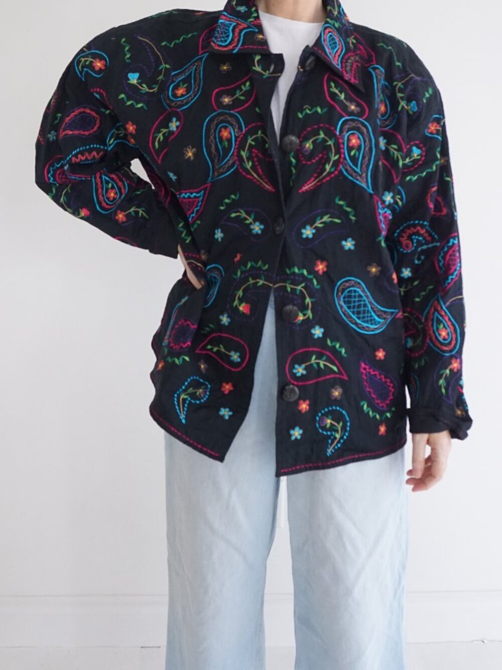 Vintage Units Black Paisley Embroidered Floral Oversized Art Boho Jacket L